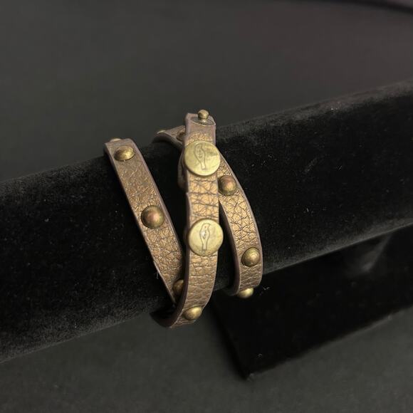 Chloe + Isabel Bronze Brown Leather Triple Wrap Studded Bracelet Gold Snaps - Picture 3 of 4